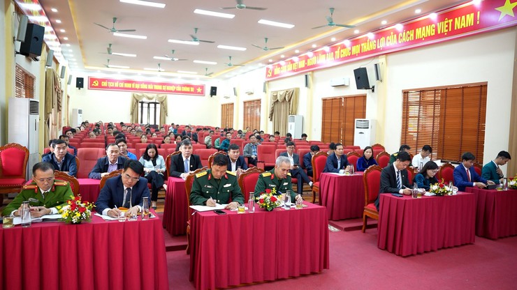 UBND xã Dương Hòa tổ chức Kỷ niệm 36 năm Ngày Hội Quốc phòng toàn dân gắn với 81 năm Ngày thành lập Quân đội nhân dân Việt Nam và Tổng kết công tác quân sự, quốc phòng năm 2025...- Ảnh 2.