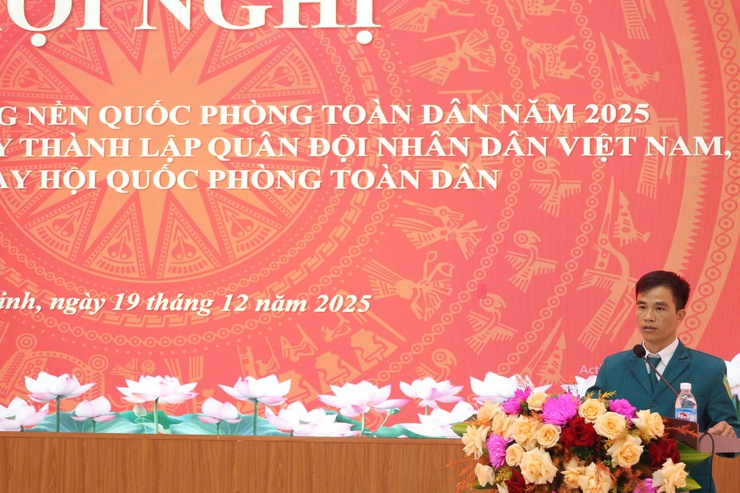 Mê Linh tổ chức Hội nghị tổng kết công tác xây dựng nền quốc phòng toàn dân năm 2025, Kỷ niệm 81 năm Ngày thành lập Quân đội nhân dân Việt Nam- Ảnh 1.