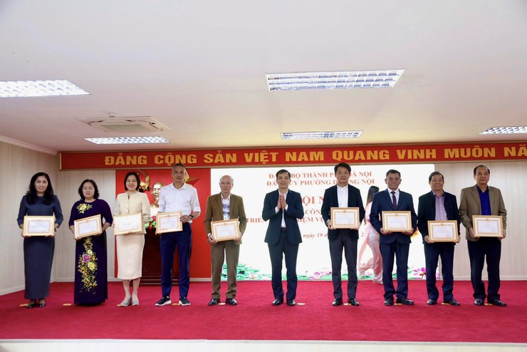 Đảng bộ phường Dương Nội triển khai nhiệm vụ năm 2026- Ảnh 4.