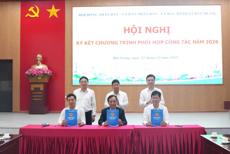 Hội nghị Ủy ban MTTQ xã Bát Tràng lần thứ hai: Phát huy vai trò nòng cốt trong xây dựng khối đại đoàn kết toàn dân- Ảnh 2.