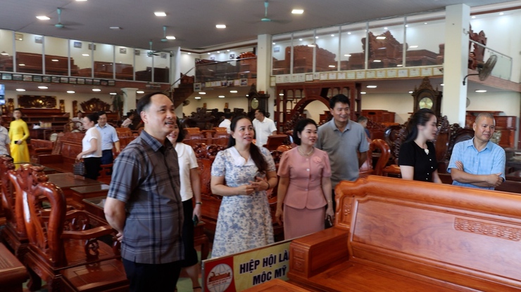 Xã Phú Xuyên sau sáp nhập: Ổn định tổ chức, đổi mới phương thức lãnh đạo, tạo đà phát triển bền vững- Ảnh 4.