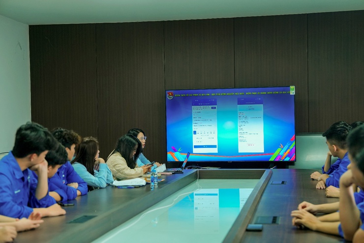 Triển khai Chiến dịch “Thanh niên đồng hành cùng hành chính công”- Ảnh 4.