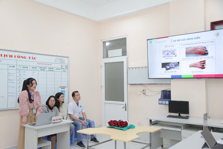 Toả sáng trí tuệ tuổi trẻ ngành Y tế Thủ đô- Ảnh 1.