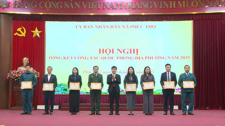 Xã Phúc Thọ tổng kết công tác quốc phòng địa phương và xây dựng nền quốc phòng toàn dân năm 2025- Ảnh 6.