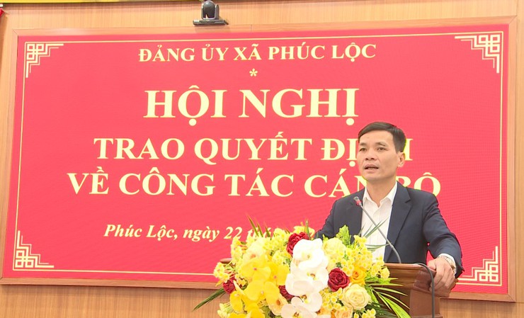 Ban Thường vụ Đảng uỷ xã Phúc Lộc tổ chức Hội nghị trao Quyết định về công tác cán bộ- Ảnh 4.
