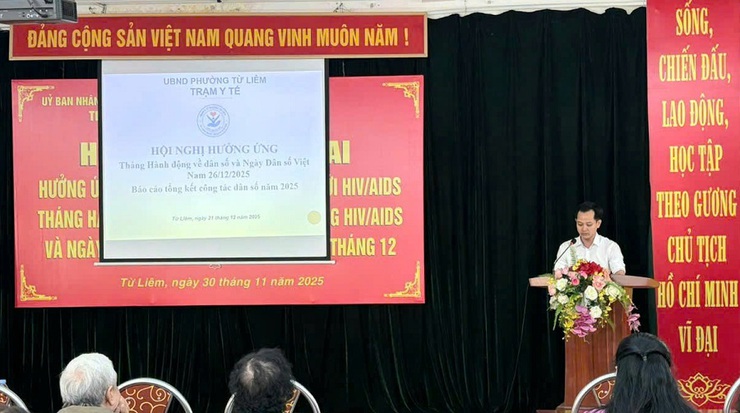 Trạm Y tế phường Từ Liêm tổ chức hội nghị tổng kết công tác Dân số năm 2025 và truyền thông lưu động kỷ niệm Ngày Dân số Việt Nam 26/12/2025- Ảnh 1.
