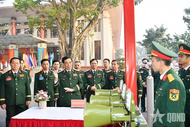 Phát huy truyền thống Quân đội anh hùng trong giai đoạn phát triển mới- Ảnh 1.