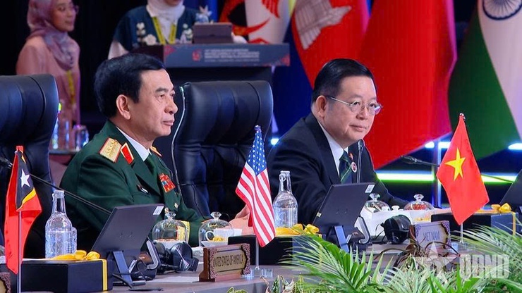 Phát huy truyền thống Quân đội anh hùng trong giai đoạn phát triển mới- Ảnh 4.