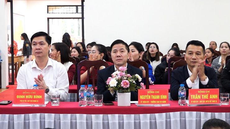 CHUNG KHẢO CUỘC THI “RUNG CHUÔNG VÀNG”
TRAO GIẢI CUỘC THI THIẾT KẾ VIDEO CHÀO MỪNG KỶ NIỆM 81 NĂM NGÀY THÀNH LẬP QĐND VIỆT NAM- Ảnh 4.