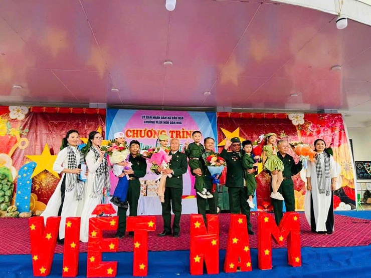 TRƯỜNG MẦM NON DÂN HÒA TỔ CHỨC CHƯƠNG TRÌNH GIAO LƯU "CHIẾN SĨ TÍ HON"- Ảnh 1.