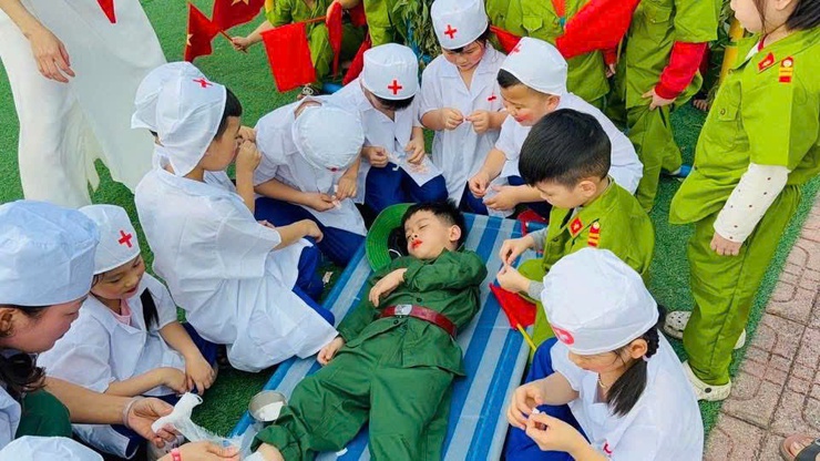 TRƯỜNG MẦM NON DÂN HÒA TỔ CHỨC CHƯƠNG TRÌNH GIAO LƯU "CHIẾN SĨ TÍ HON"- Ảnh 4.