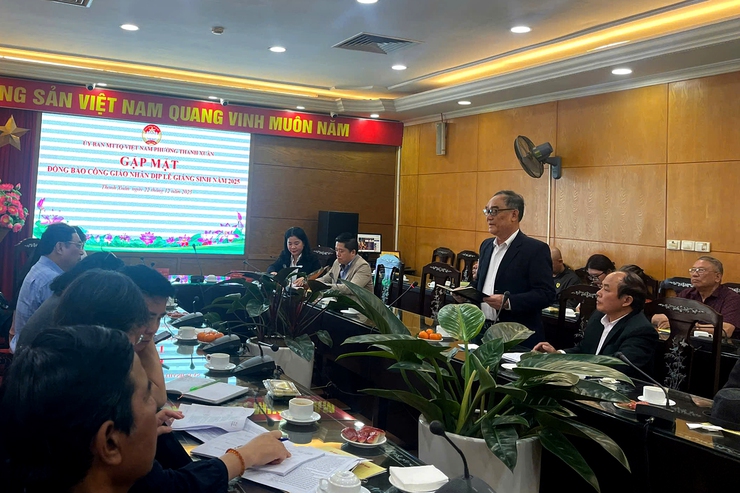 Phường Thanh Xuân gặp mặt đồng bào công giáo nhân dịp Lễ Giáng sinh năm 2025- Ảnh 1.