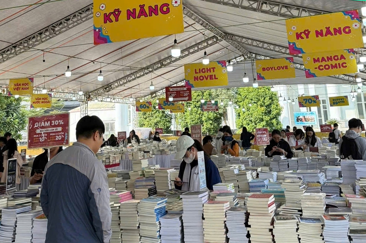 Hội chợ sách phường Thanh Xuân năm 2025- Ảnh 6.