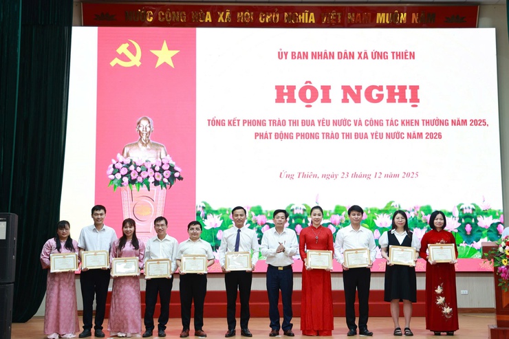 UBND xã Ứng Thiên tổng kết phong trào thi đua yêu nước và công tác khen thưởng năm 2025, phát động phong trào thi đua năm 2026- Ảnh 6.