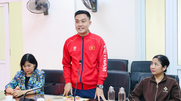 XÃ YÊN LÃNG TUYÊN DƯƠNG, KHEN THƯỞNG VẬN ĐỘNG VIÊN SÁI CÔNG NGUYÊN ĐẠT THÀNH TÍCH CAO TẠI SEA GAMES 33- Ảnh 4.