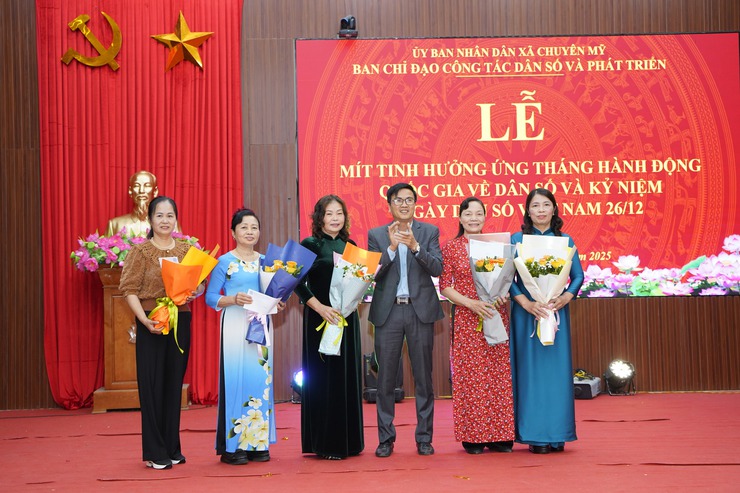 Chuyên Mỹ mít tinh hưởng ứng tháng hành động Quốc gia về dân số và kỷ niệm ngày dân số Việt Nam 26/12- Ảnh 6.