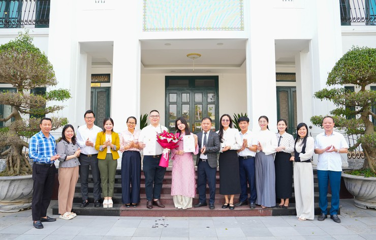 Khi thủ tục hành chính trở thành kỷ niệm đẹp – Lễ trao Giấy chứng nhận kết hôn tại Quốc Oai- Ảnh 6.