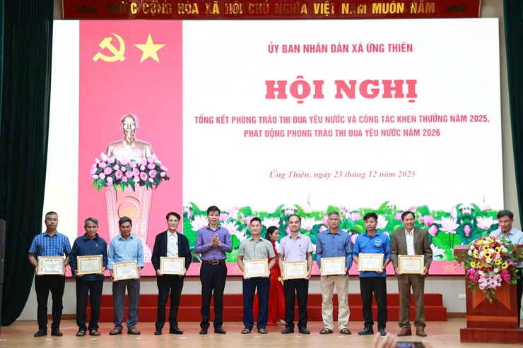 UBND xã Ứng Thiên tổng kết phong trào thi đua yêu nước và công tác khen thưởng năm 2025, phát động phong trào thi đua năm 2026- Ảnh 5.