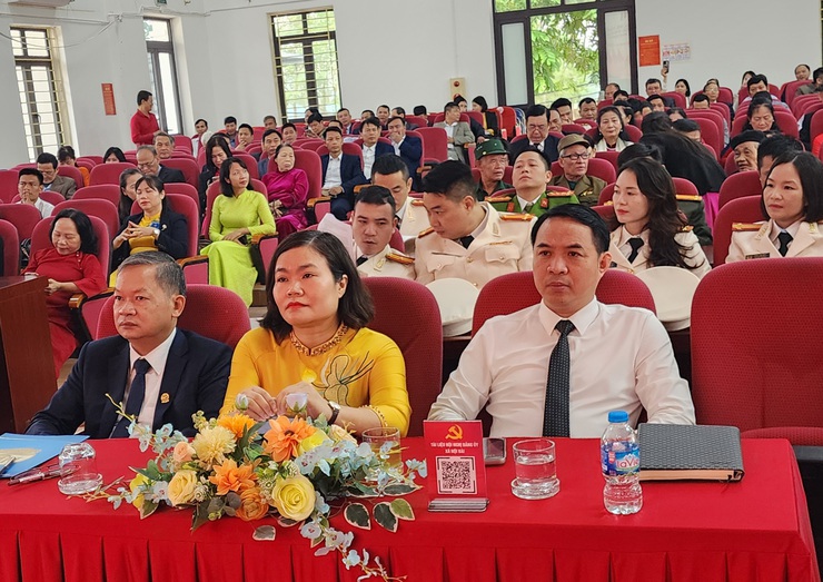 XÃ NỘI BÀI TỔNG KẾT CÔNG TÁC NĂM 2025, PHÁT ĐỘNG PHONG TRÀO THI ĐUA NĂM 2026 VỚI KHÍ THẾ MỚI- Ảnh 4.