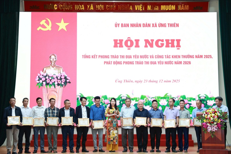 UBND xã Ứng Thiên tổng kết phong trào thi đua yêu nước và công tác khen thưởng năm 2025, phát động phong trào thi đua năm 2026- Ảnh 4.