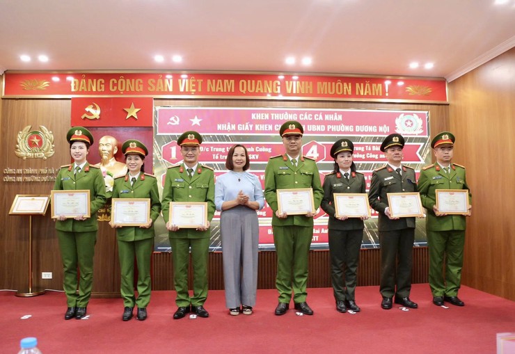 Công an phường Dương Nội tổng kết công tác năm 2025, triển khai nhiệm vụ năm 2026- Ảnh 4.