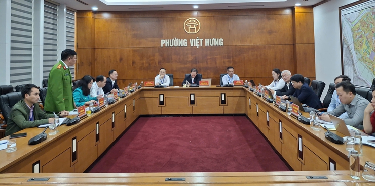 Phiên họp thứ 2 của Ủy ban bầu cử phường Việt Hưng- Ảnh 3.