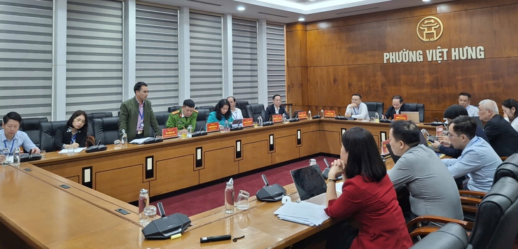 Phiên họp thứ 2 của Ủy ban bầu cử phường Việt Hưng- Ảnh 4.