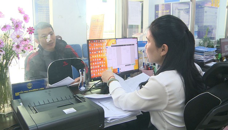 Người "kết nối" dịch vụ công với Nhân dân ở Phúc Lộc- Ảnh 4.