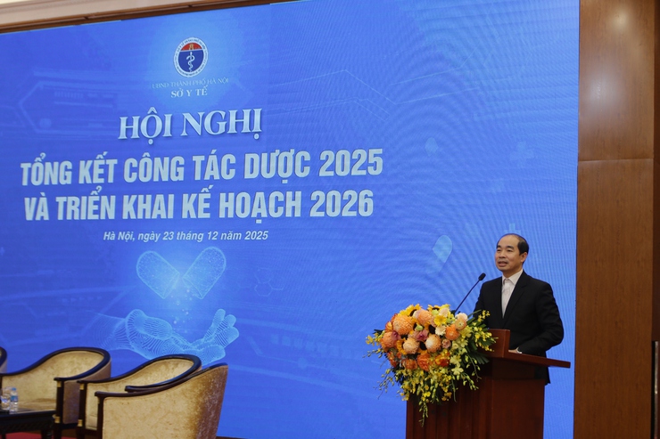 Hà Nội nâng cao hiệu quả công tác dược, bảo đảm cung ứng thuốc an toàn, kịp thời cho người dân- Ảnh 2.