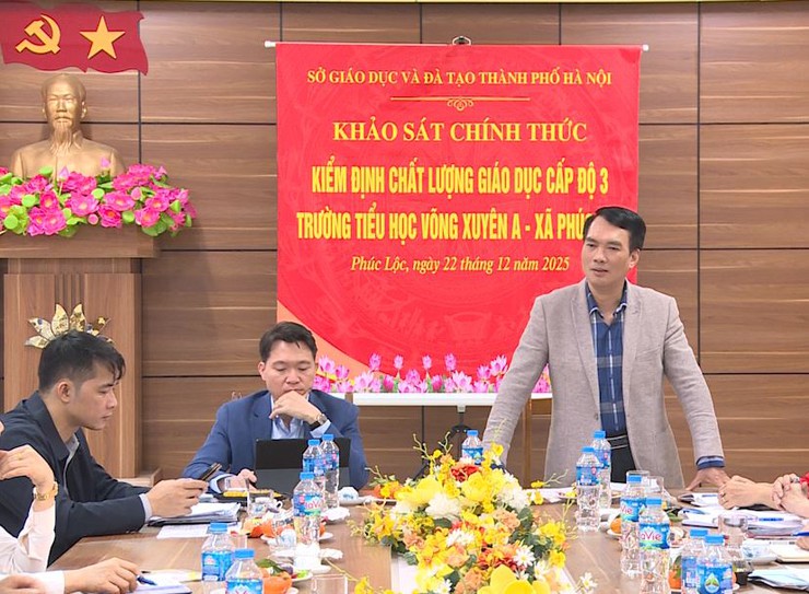 Đoàn công tác của Sở Giáo dục và Đào tạo TP. Hà Nội làm việc tại Trường Tiểu học Võng Xuyên A- Ảnh 2.