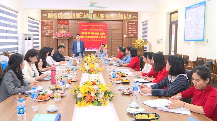 Đoàn công tác của Sở Giáo dục và Đào tạo TP. Hà Nội làm việc tại Trường Tiểu học Võng Xuyên A- Ảnh 6.