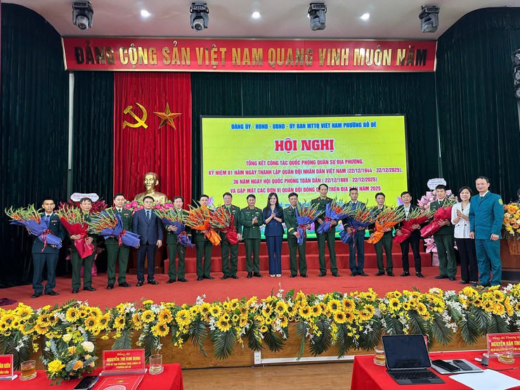 Phường Bồ Đề tổng kết công tác quốc phòng, quân sự địa phương năm 2025- Ảnh 3.