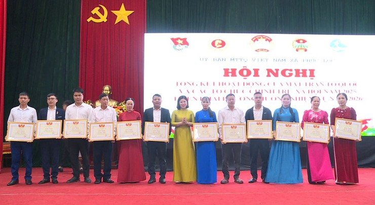 Hội nghị tổng kết hoạt động của MTTQ và các tổ chức chính trị – xã hội năm 2025, triển khai phương hướng, nhiệm vụ năm 2026- Ảnh 13.