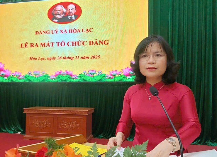 HÒA LẠC CÔNG BỐ QUYẾT ĐỊNH GHÉP KHU VỰC DÂN CƯ VÀO THÔN HIỆN CÓ VÀ KIỆN TOÀN TỔ CHỨC ĐẢNG TRỰC THUỘC SAU SẮP XẾP ĐƠN VỊ HÀNH CHÍNH- Ảnh 4.