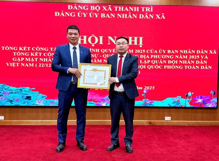 Hội nghị tổng kết Đảng, chính quyền của UBND xã và tổng kết công tác quân sự quốc phòng địa phương năm 2025; Gặp mặt kỷ niệm Ngày thành lập Quân đội nhân dân Việt Nam và Ngày hội Quốc phòng toàn dân- Ảnh 5.