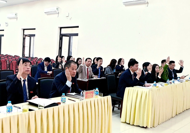 HĐND phường Phú Lương khóa I, nhiệm kỳ 2021 - 2026 tổ chức kỳ họp thứ 4 (Kỳ họp chuyên đề)- Ảnh 2.