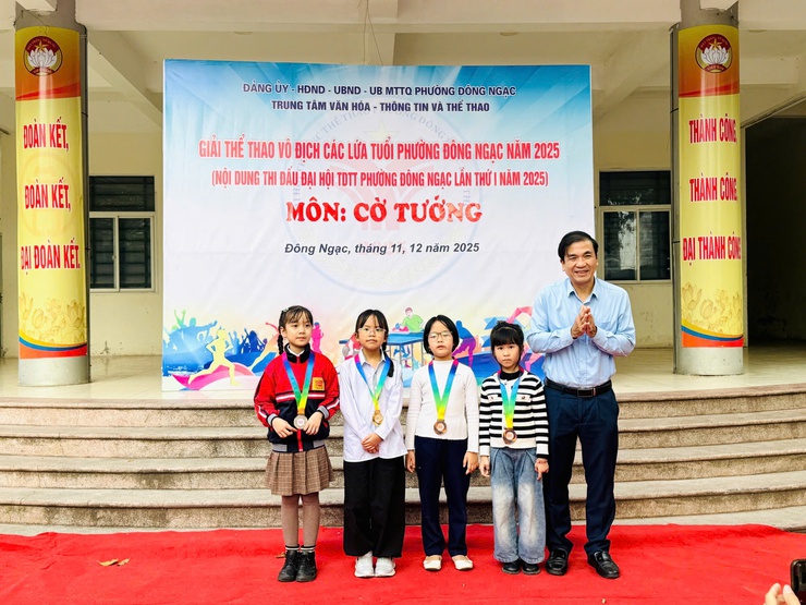 GIẢI CỜ TƯỞNG ĐẠI HỘI TDTT PHƯỜNG ĐÔNG NGẠC LẦN THỨ I, NĂM 2025 ĐÃ DIỄN RA ĐẦY TRÍ TUỆ VÀ THÀNH CÔNG TỐT ĐẸP!- Ảnh 12.