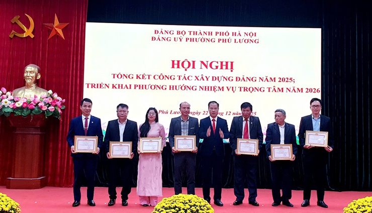 Đảng ủy phường Phú Lương tổng kết công tác năm 2025, triển khai nhiệm vụ năm 2026- Ảnh 7.