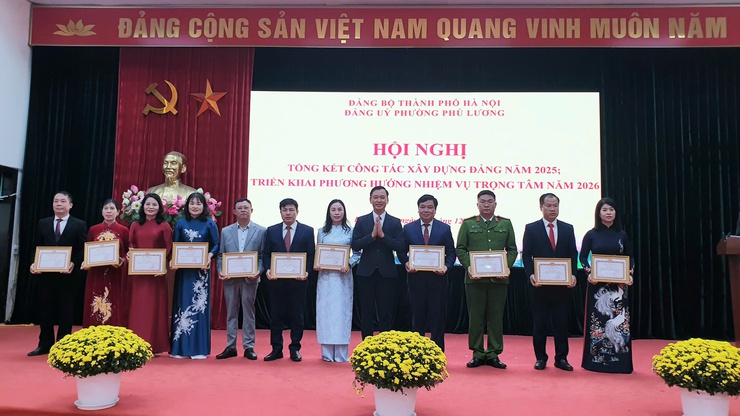 Đảng ủy phường Phú Lương tổng kết công tác năm 2025, triển khai nhiệm vụ năm 2026- Ảnh 5.