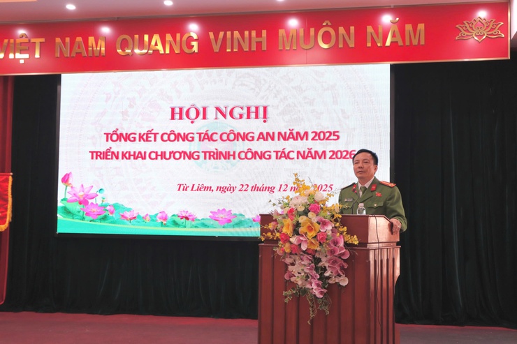 Công an phường Từ Liêm tổng kết công tác năm 2025, triển khai nhiệm vụ năm 2026

- Ảnh 8.