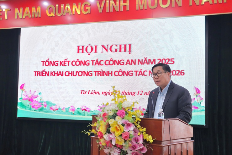 Công an phường Từ Liêm tổng kết công tác năm 2025, triển khai nhiệm vụ năm 2026

- Ảnh 7.