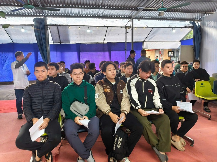 BỆNH VIỆN ĐA KHOA THANH TRÌ: HOÀN THÀNH CÔNG TÁC KHÁM TUYỂN NGHĨA VỤ QUÂN SỰ VÀ NGHĨA VỤ THAM GIA CÔNG AN NHÂN DÂN NĂM 2026 - Ảnh 2.