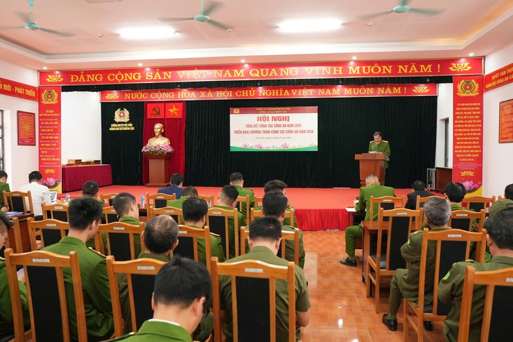 Công an xã Thiên Lộc tổ chức hội nghị tổng kết công tác công an năm 2025, triển khai chương trình công tác công an năm 2026- Ảnh 1.