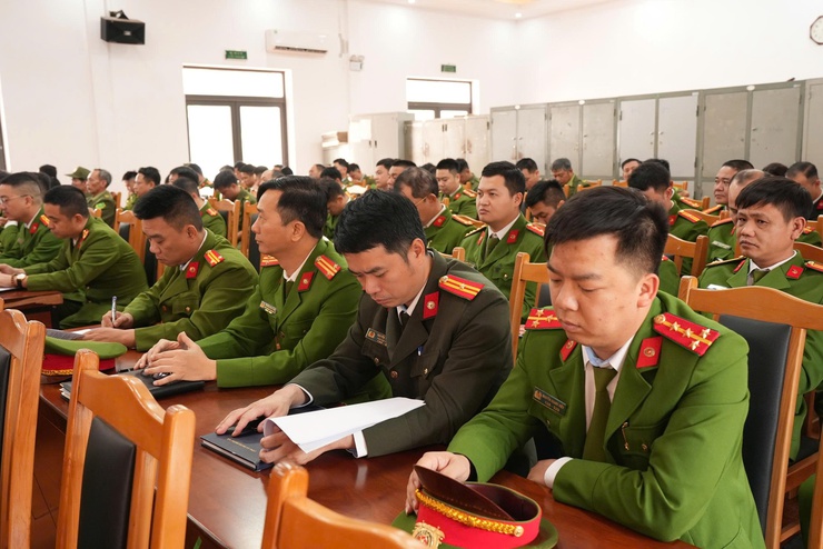 Công an xã Thiên Lộc tổ chức hội nghị tổng kết công tác công an năm 2025, triển khai chương trình công tác công an năm 2026- Ảnh 3.