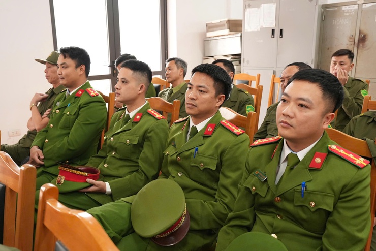 Công an xã Thiên Lộc tổ chức hội nghị tổng kết công tác công an năm 2025, triển khai chương trình công tác công an năm 2026- Ảnh 4.