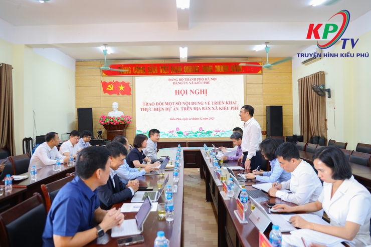 Đảng uỷ xã Kiều Phú tổ chức hội nghị Trao đổi một số nội dung liên quan đến triển khai đầu tư xây dựng Dự án các Trường Đại học trên địa bàn xã Kiều Phú- Ảnh 1.