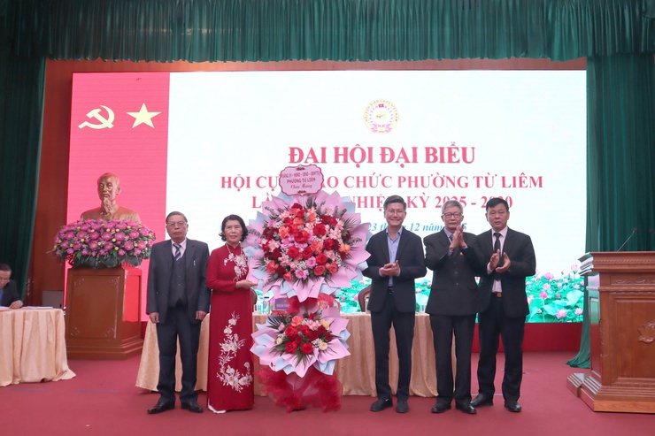 Đại hội Đại biểu Hội Cựu giáo chức phường Từ Liêm
lần thứ I, nhiệm kỳ 2025 - 2030.
- Ảnh 4.