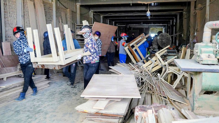 Xã Tây Phương tổ chức cưỡng chế thu hồi đất và cưỡng chế kiểm đếm bắt buộc dự án Cụm công nghiệp làng nghề Hữu Bằng (đợt 2)- Ảnh 4.