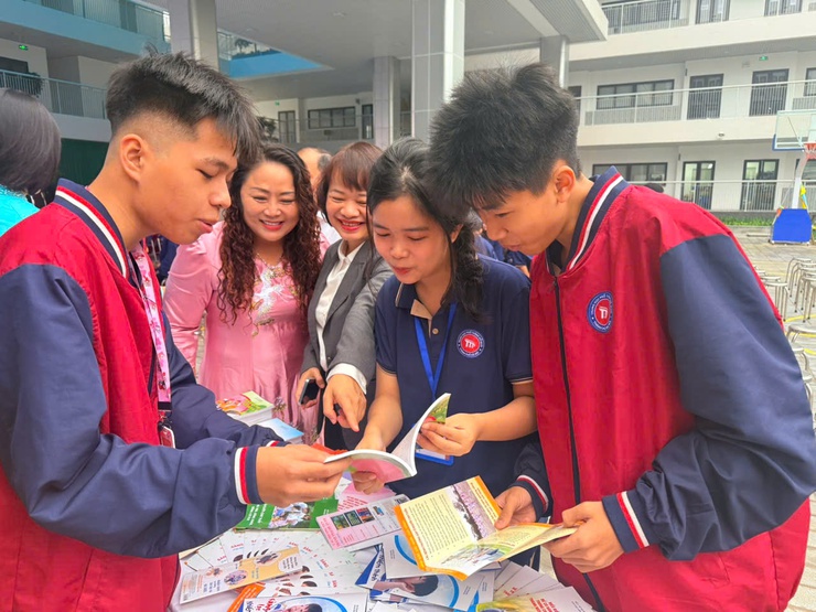 Phường Yên Sở phát động hưởng ứng tháng hành động quốc gia về dân số và ngày dân số Việt Nam 26/12/2025- Ảnh 3.