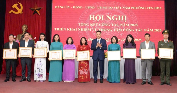Phường Yên Hòa tổ chức Hội nghị tổng kết công tác năm 2025 và triển khai nhiệm vụ trọng tâm năm 2026- Ảnh 5.